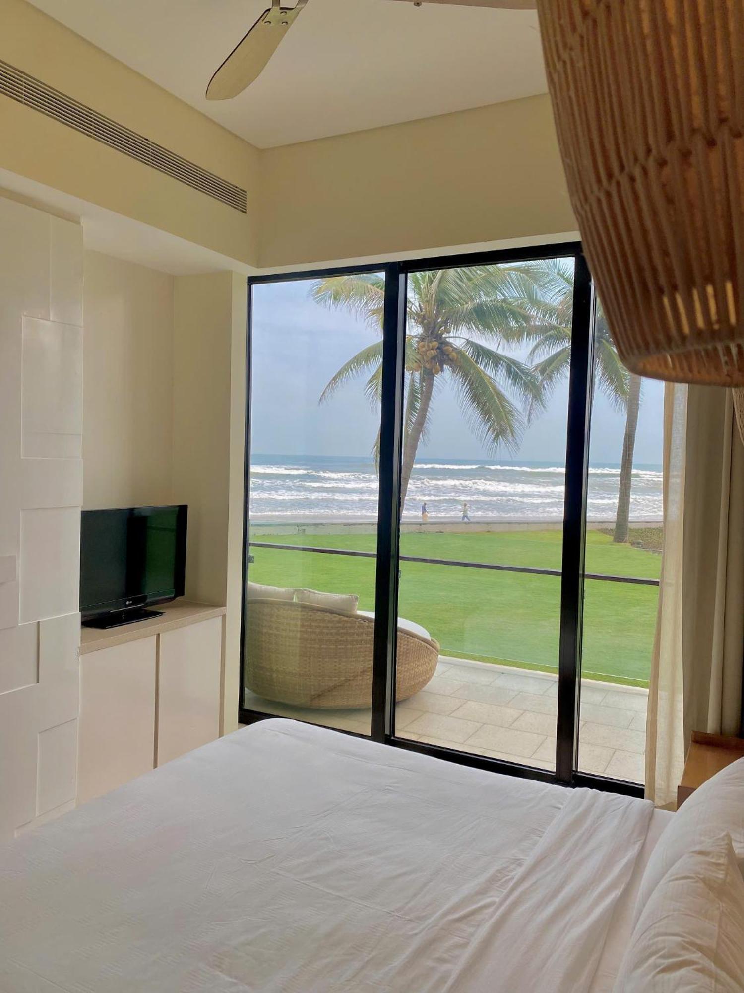 Villa Ocean View And Apartment Da Nang "Free Pick Up" ภายนอก รูปภาพ