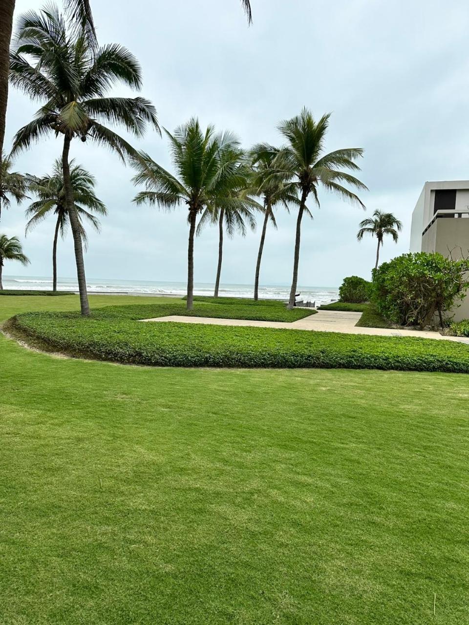 Villa Ocean View And Apartment Da Nang "Free Pick Up" ภายนอก รูปภาพ