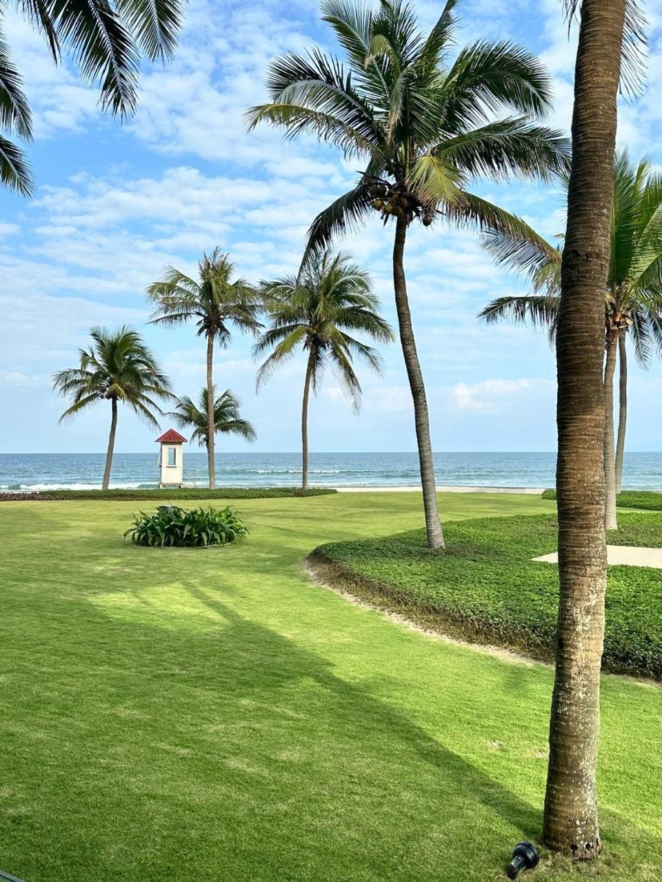 Villa Ocean View And Apartment Da Nang "Free Pick Up" ภายนอก รูปภาพ